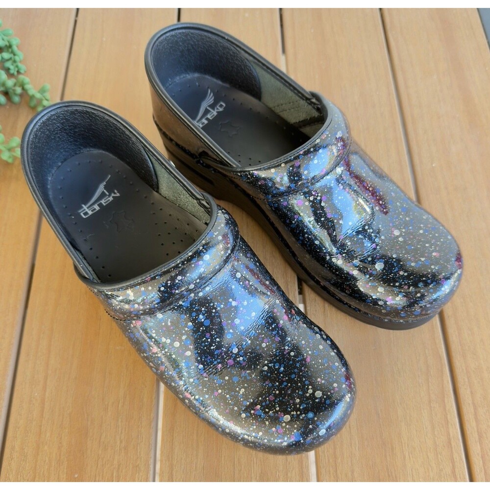 Dansko Women’s EU 38 Patent Leather Nursing Clogs Comfort Work Shoes Slip On